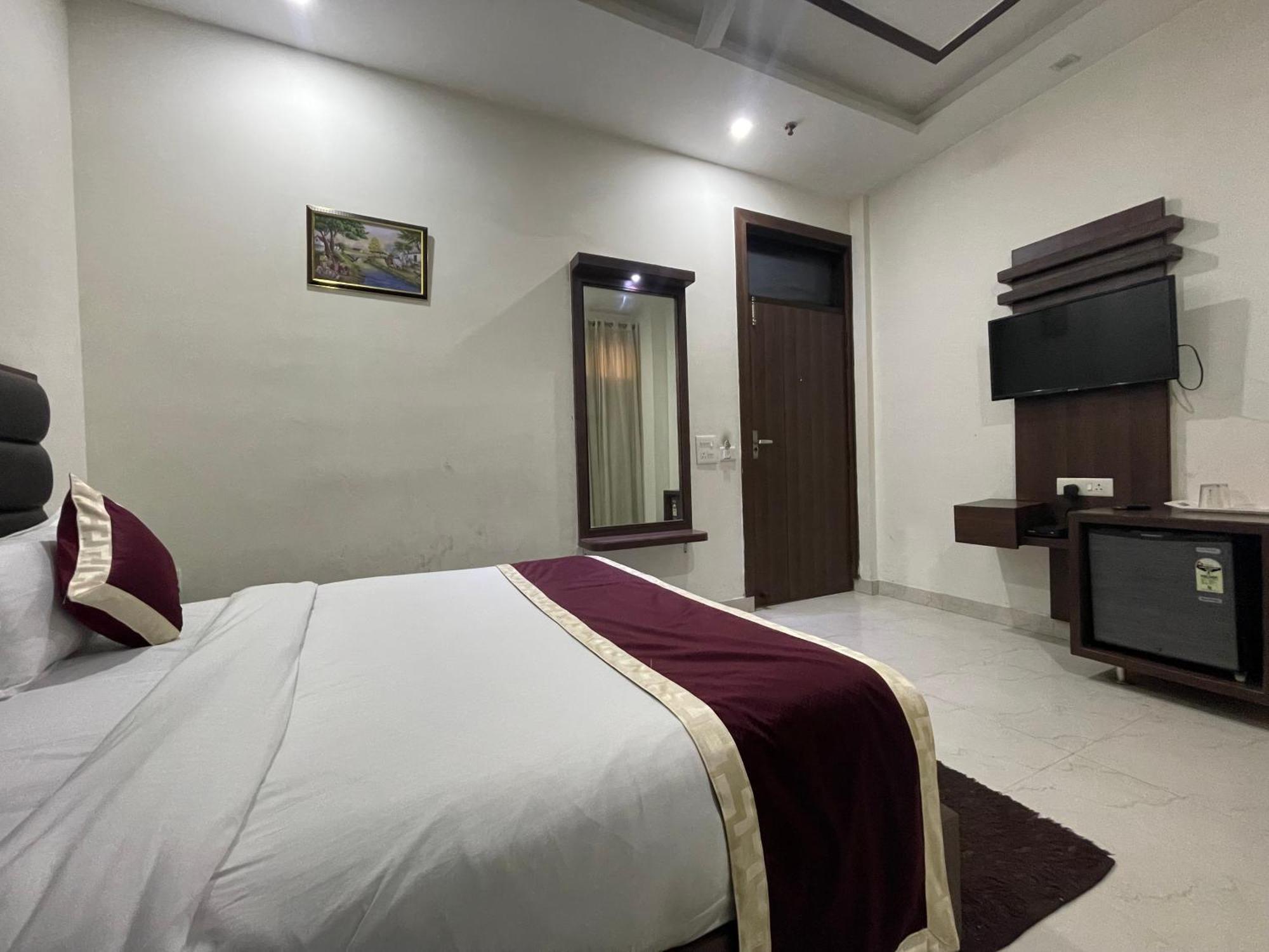 Hotel Opal Courtyard Agra  Zewnętrze zdjęcie