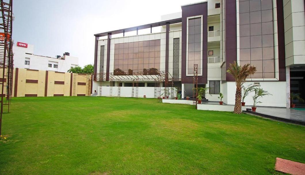 Hotel Opal Courtyard Agra  Zewnętrze zdjęcie