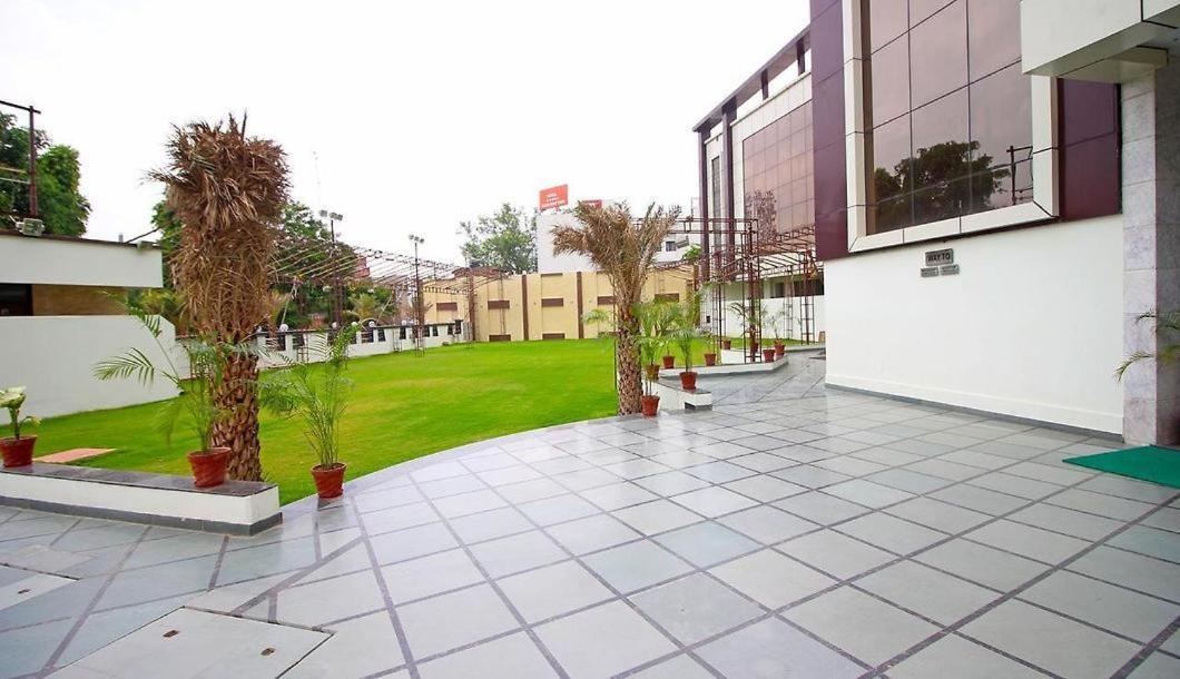 Hotel Opal Courtyard Agra  Zewnętrze zdjęcie